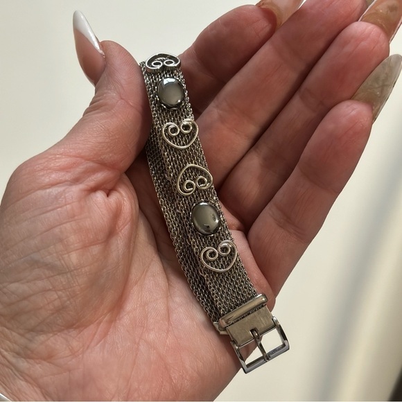Paradis silver tone belt bracelet adjustable - Picture 3 of 6